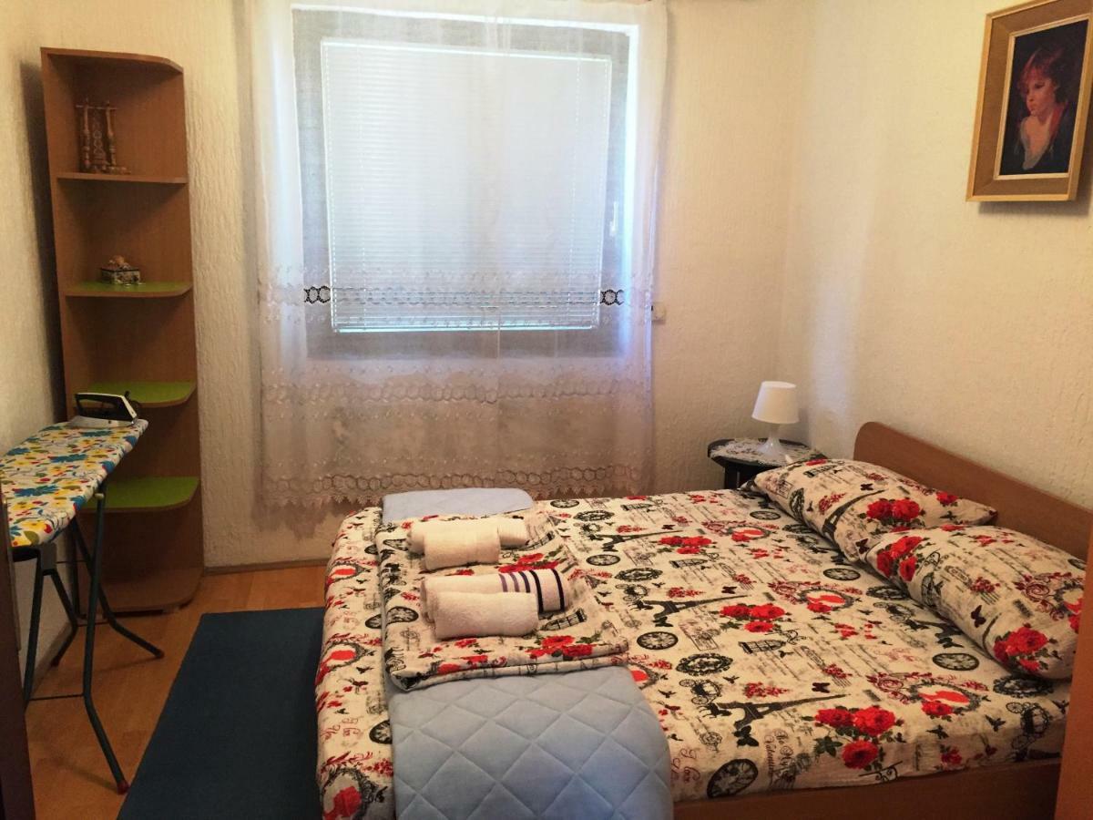 Nis Apartman Extérieur photo