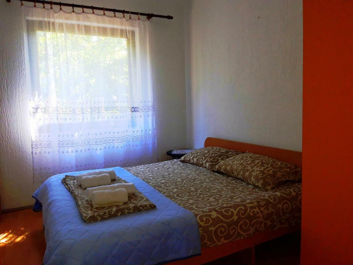 Nis Apartman Extérieur photo