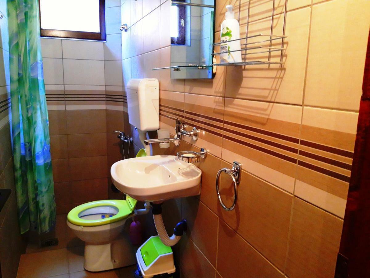 Nis Apartman Extérieur photo